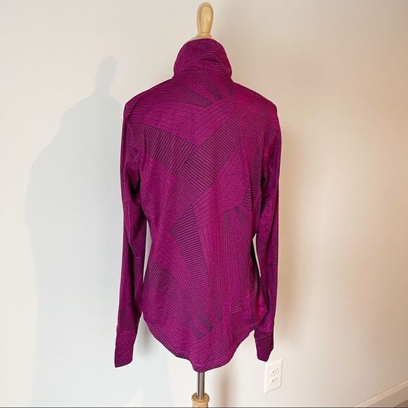 Brooks Run Happy Quarter Zip Pullover - Picture 2 of 10